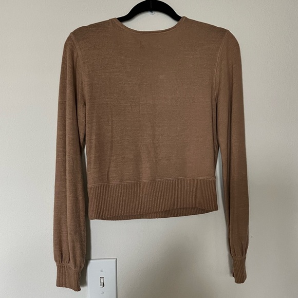 NWT Medium Abercrombie & Fitch Brown V-Neck Sweater - Picture 4 of 4